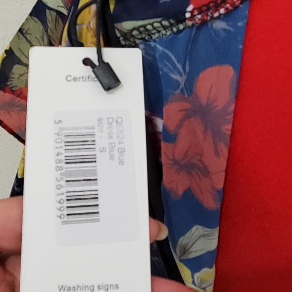 NWT Kaimilan floral dress - Picture 7 of 7